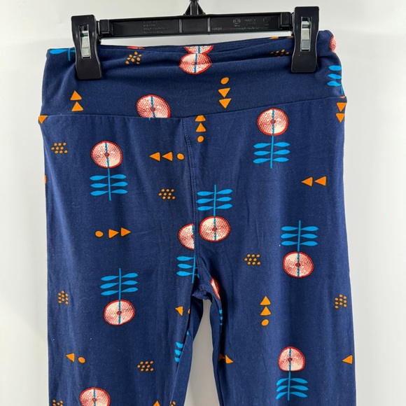 LuLaRoe One Size (OS) Leggings – Buttery Soft Stretchy Printed Leggings - Picture 3 of 5